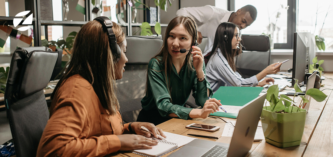 Modernizing Service Experiences: Using AI to Tackle Contact Center Challenges 8 call center agents